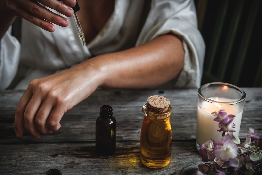 Step-by-Step Guide to DIY Hair Serums