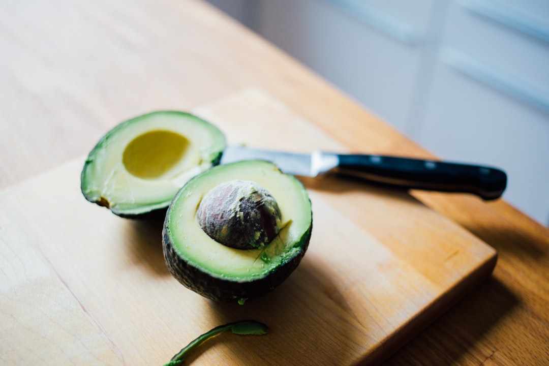 The Role of Avocado Oil in Nourishing the Skin